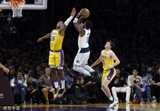 球世界中 球世界中