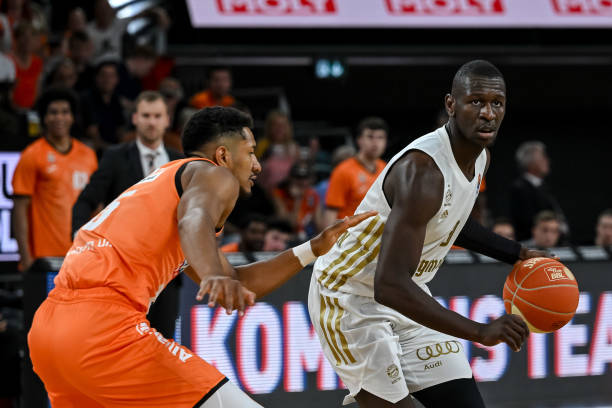 在游泳这一 在游泳这一