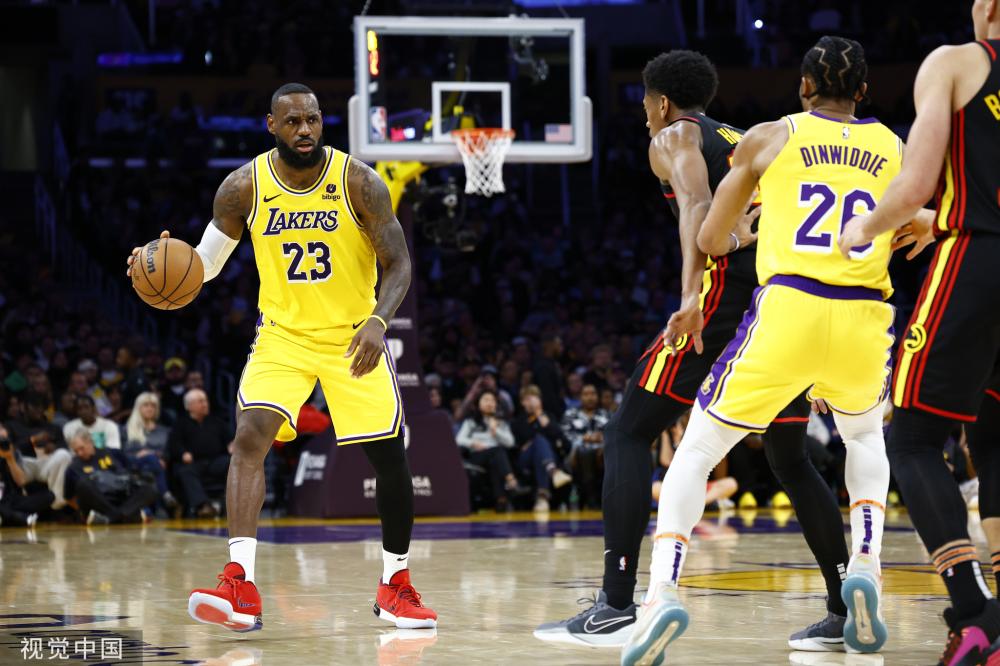 手必须做出 手必须做出